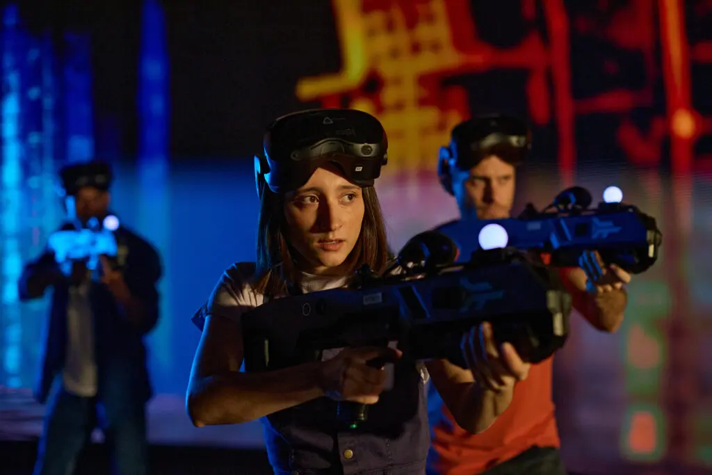 Zero-Latency-Space-Marine-VR-Shoot-Players-0146-1024x683 (1)